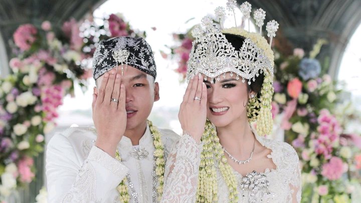 Once Romantic Engagement Becomes the Spotlight, Former Girlfriend of Chef Juna is Now Officially Married