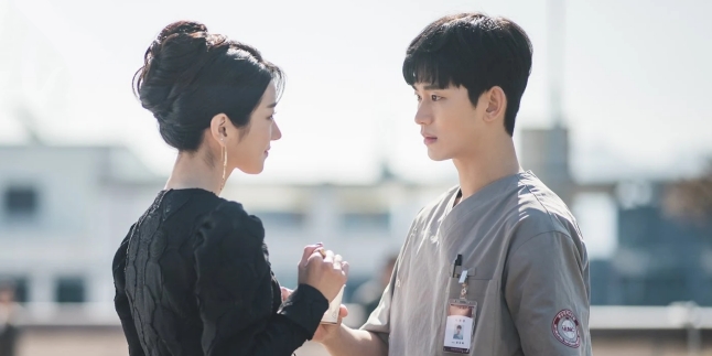 First Episode of Kim Soo Hyun's Drama 'IT'S OKAY NOT TO BE OKAY' Achieves High Ratings