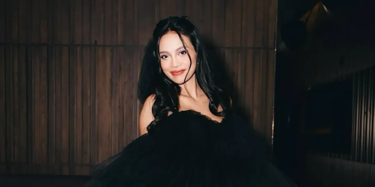 Erika Carlina Responds to Netizen's Malicious Video, Asks Not to Blame Her Parents