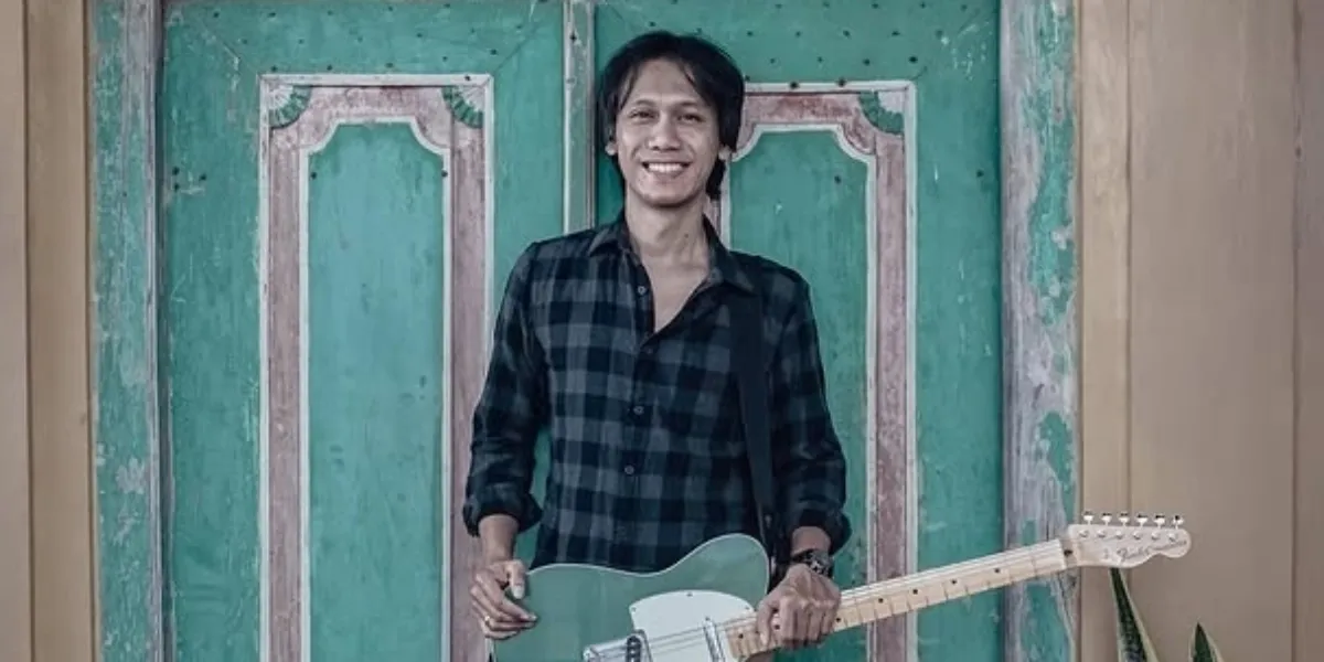 Eross Candra Bahas Peran Radio di Balik Viralnya Lagu 'Dan'