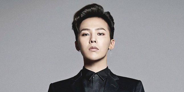 Fans Believe G-Dragon Still Keeps 5 Big Bang Members from His Latest Post