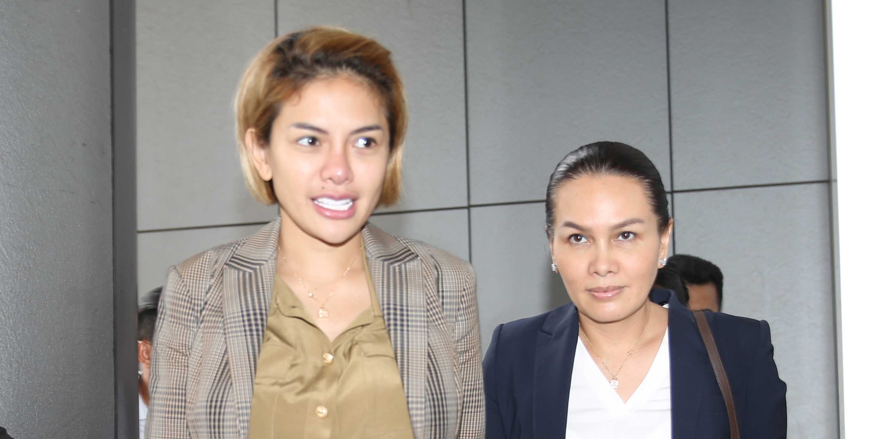 Fantastic! For Arkana's Birthday, Nikita Mirzani Buys a Car Worth 6 Billion Rupiah!