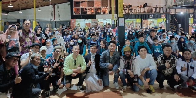 RMI Collaborates with Top Artists to Hold Social Action to Care for 1000 Orphans in 5 Cities in Indonesia