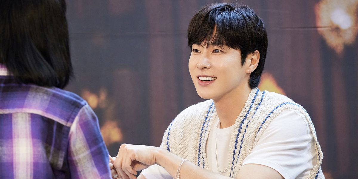 Fansign Event in 5 Cities in South Korea, U-KNOW Spends Meaningful Time with Fans