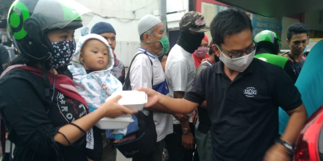 Movement 'Care for Journalists' Distributes Aid for Communities Affected by the Covid-19 Pandemic