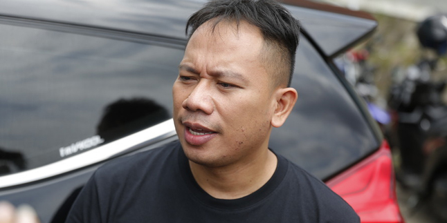 Furious, Ex-Wife Reveals Vicky Prasetyo Never Supported Their Child