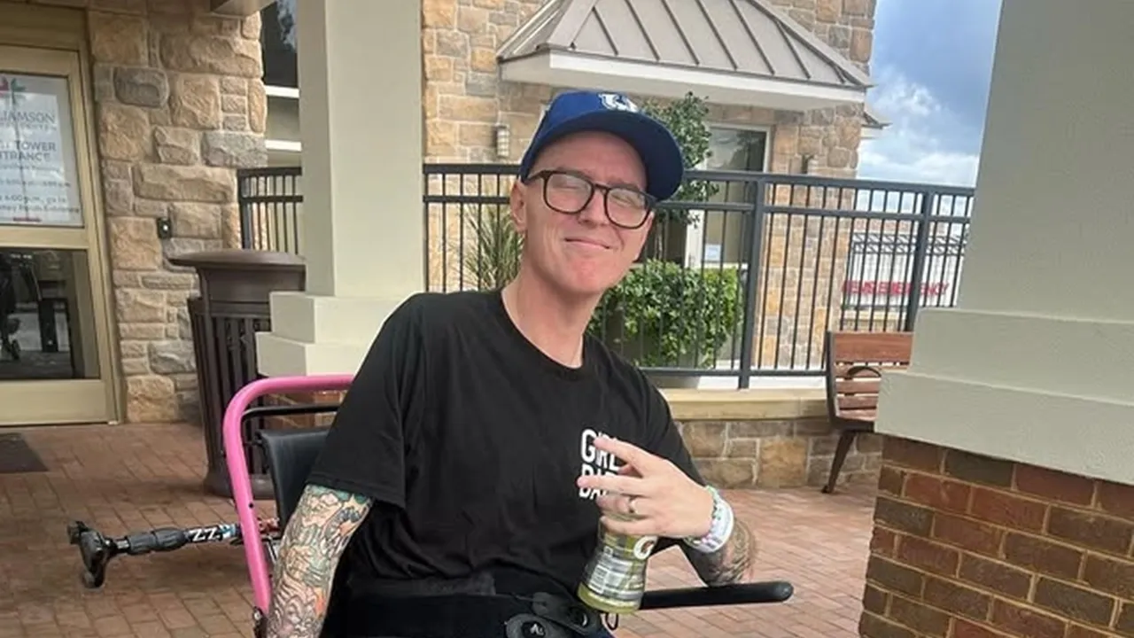 Gitaris New Found Glory Chad Gilbert Meninggal Dunia di Usia 45 Tahun