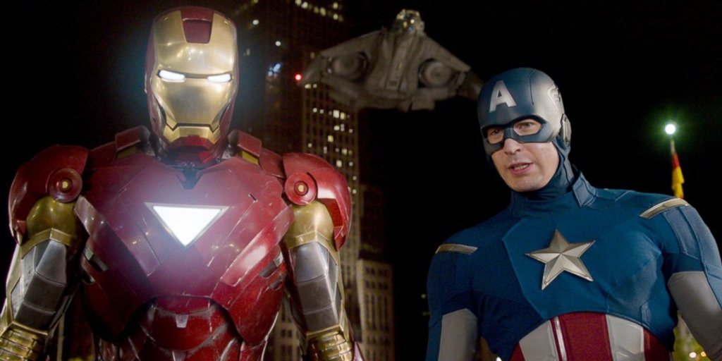 Gokil, Saat Captain America Mau Cium Iron Man!