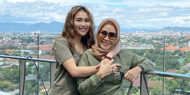 Mother Ayu Ting Ting Upset Her Child's Name is Always Associated with Many Gossips