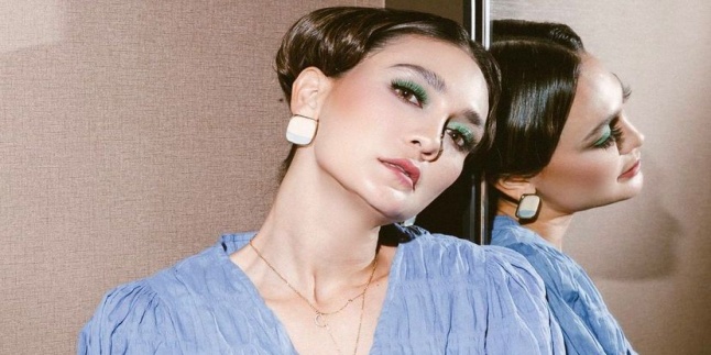 Sneak Peek into Luna Maya's Various Cool Styles that Could Inspire You