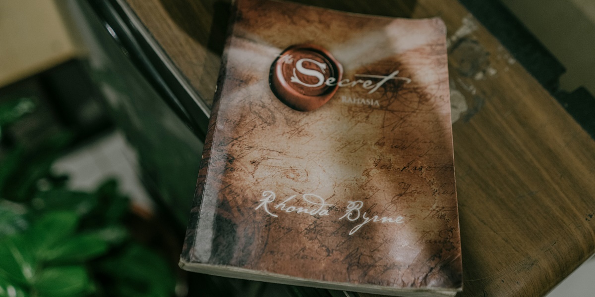 Contents of the Book The Secret by Rhonda Byrne, Many Interesting Quotes Inside