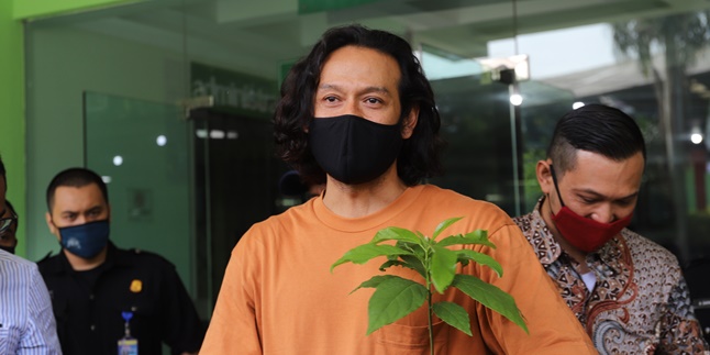 Living a Healthy Lifestyle During Rehabilitation, Dwi Sasono Quits Smoking