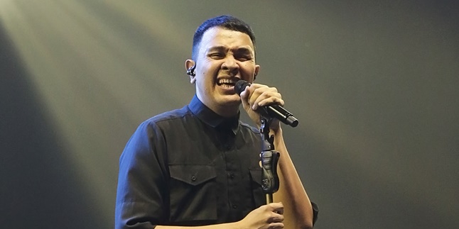 Sick and Need Rest, Tulus' Drive-In Concert at GBK Aquatic Stadium Postponed