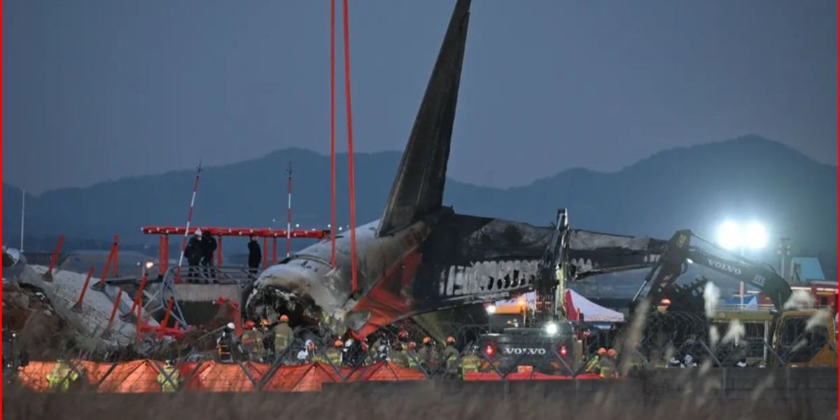 Jeju Air Experiences Fatal Accident, 179 Passengers Dead, 2 Crew Survive