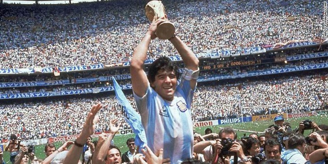 Sad News! Legendary Footballer Diego Maradona Dies of Heart Attack