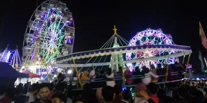 Kabin Wahana Bianglala di Sekaten Yogyakarta Terbalik, Begini Detik-Detik Kejadian