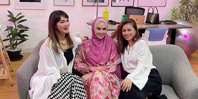 Kartika Putri Apologizes After Her Comment about Luna Maya's Marriage is Criticized by Netizens