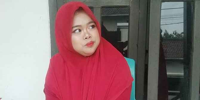 Kekeyi Shows Beautiful Selfie Photos When Going to Brush the Toilet, Netizens: Share the Tutorial, Friend