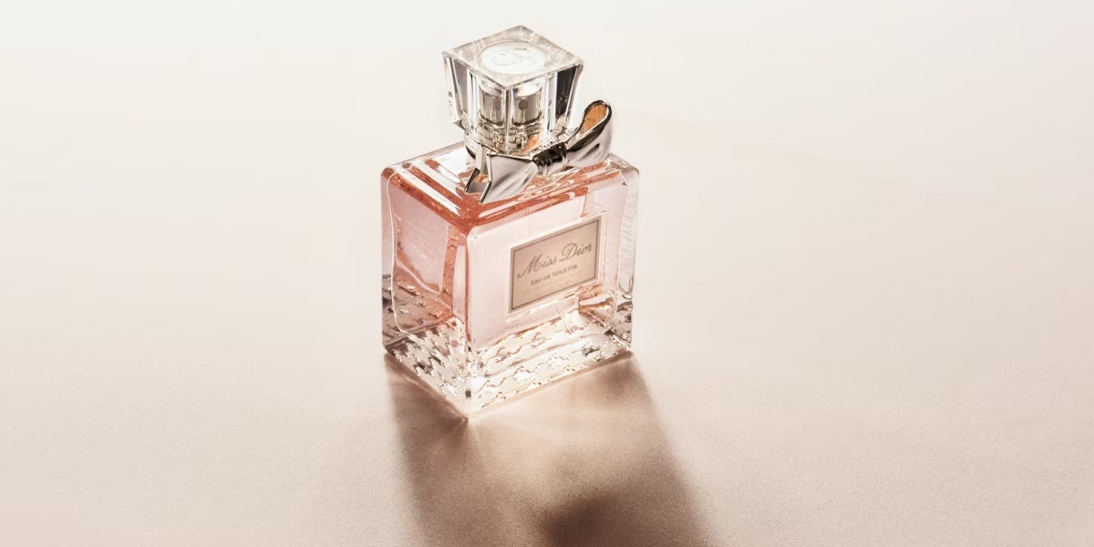 Recognize the Characteristics of Grade A Perfume Ingredients. Free from Dyes for a Sharper Aroma