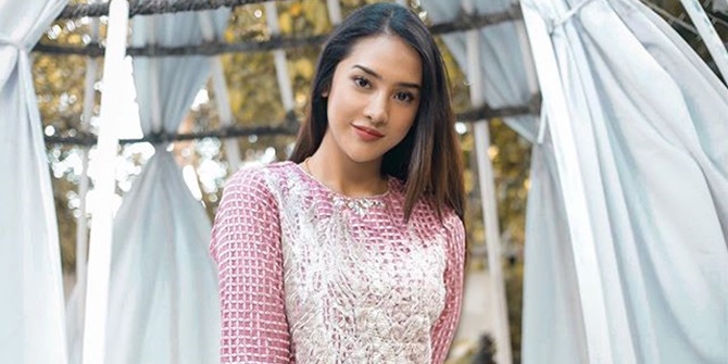 Remembering Ramadan Moments, Anya Geraldine Spends Time Ngabuburit by Watching Korean Drama with Boyfriend