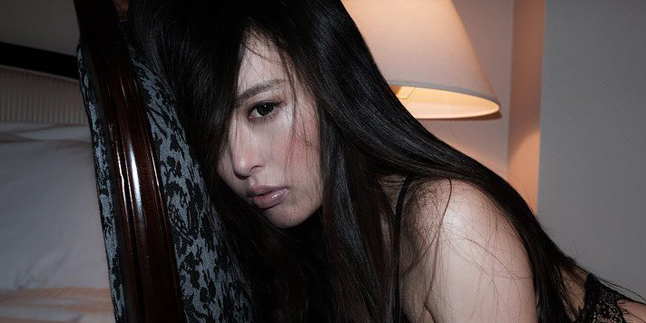 Touching Story of Roku Kuroi, a Japanese Adult Film Star who Almost Committed Suicide Due to Bullying