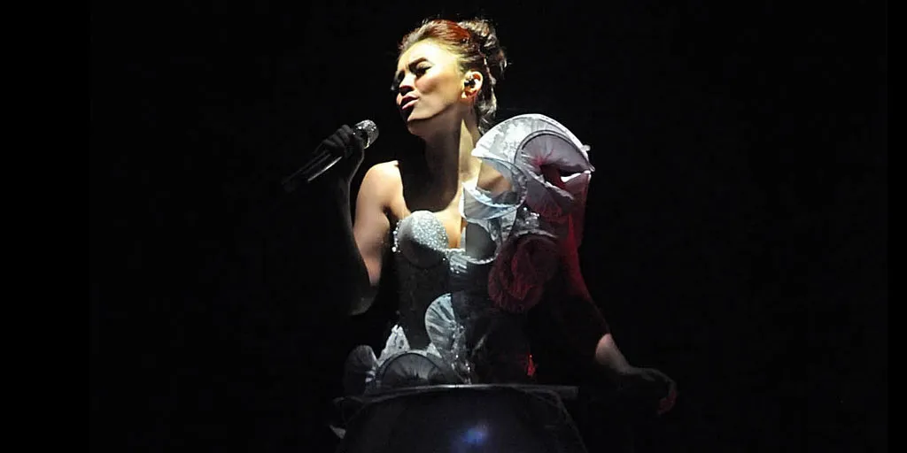 Klip Coke Bottle Agnez Mo Masuk 5 Terbaik Di MTV Iggy