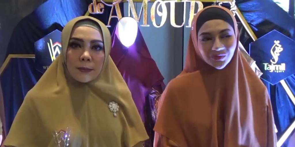 Indah Dewi Pertiwi and Wiwiek Hatta Successfully Organize Virtual Fashion Show for Muslimah Syar'i Clothing