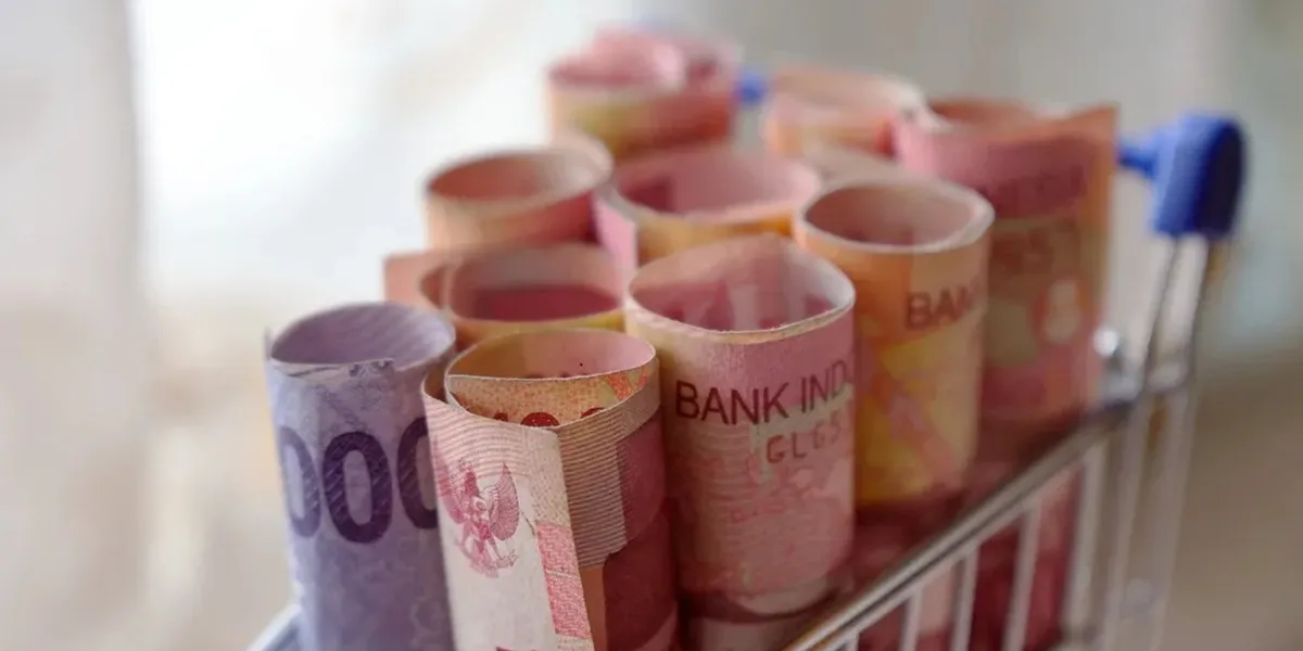 Controversy Over Music Royalties and Copyrights, From Billion-Dollar Lawsuits to Musicians Who Allow Their Songs to Be Used for Free