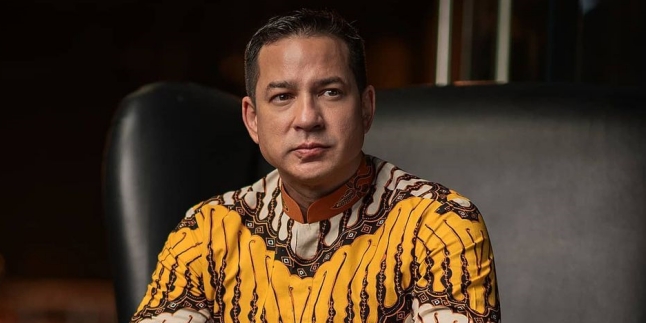 Born as a Muslim, Ari Wibowo Reveals Surprising Fact Behind Religious Conversion