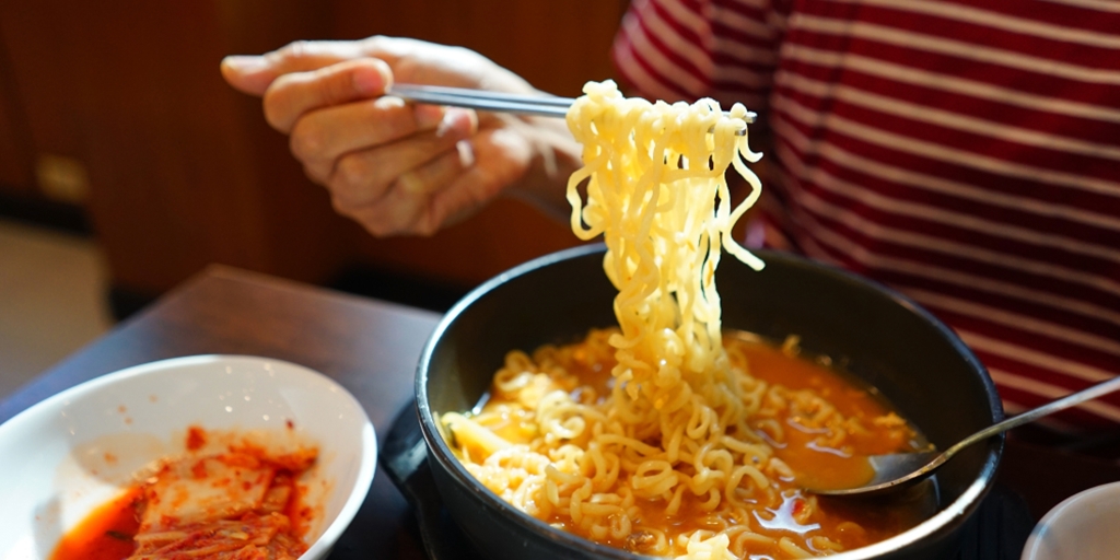 Appearing in Korean Dramas, Here's What Makes Nongshim Shin Ramyun Always Satisfying to Eat