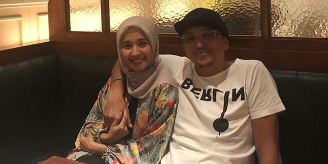 Laudya Cynthia Bella Announces Divorce with Engku Emran Amicably