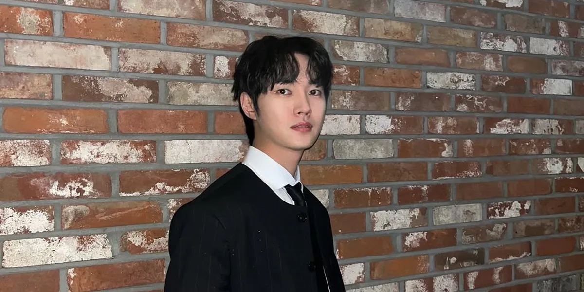 Lee Tae Ri Announces Wedding Plans for Next May, Fiancée Not from the Entertainment Industry