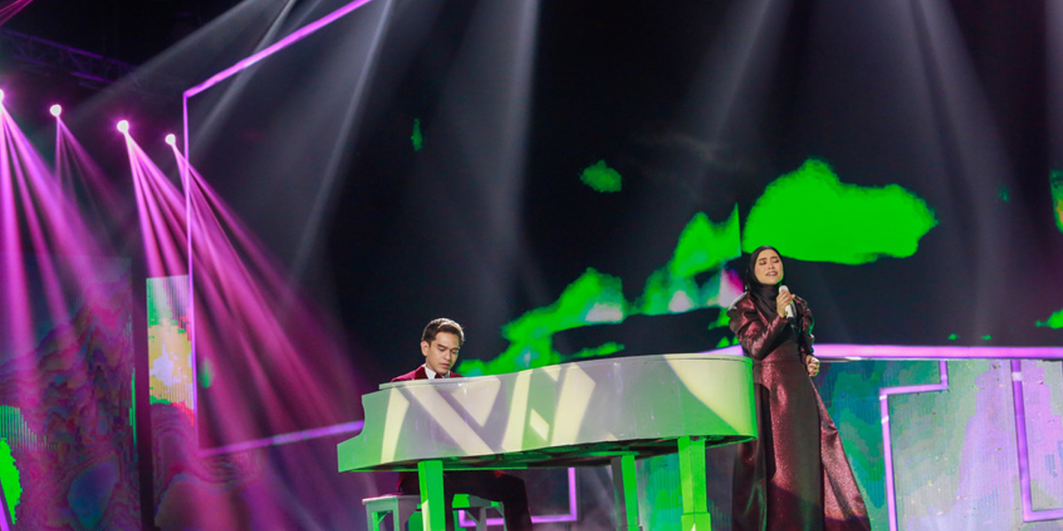 Lesti Kejora Collaborates with Her Idol Rangga Azof at SCTV 33 XtraOrdinary Anniversary, Rizky Billar is Also Happy