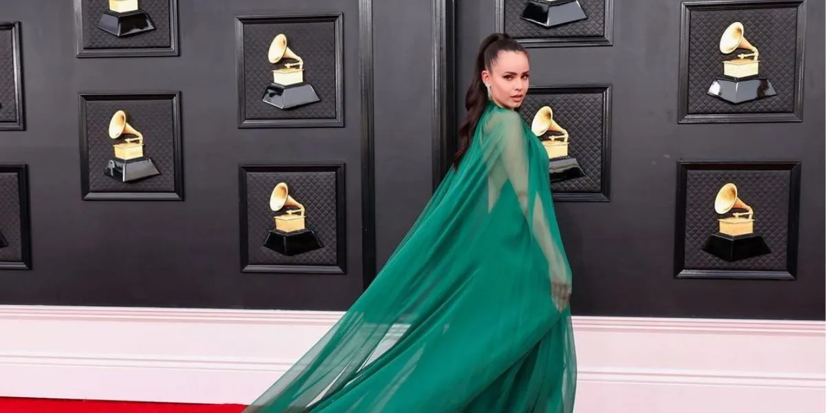 Lirik Lagu Sofia Carson 'Miss U More Than U Know', Berkolaborasi Bersama R3HAB Dianggap Lagu Yang Bisa Mengangkat Talenta Sofia - Vimarsana News