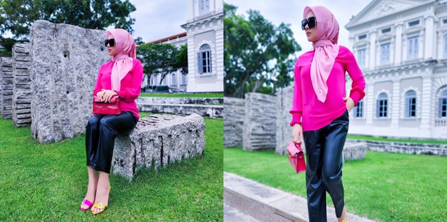 Even More Beautiful in Hijab, 8 Latest Photos of Syahrini That Are in the Spotlight - Wearing Different Colored Heels