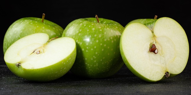 Benefits of Green Apples for Health, Able to Maintain Eye Health - Overcome Bleeding