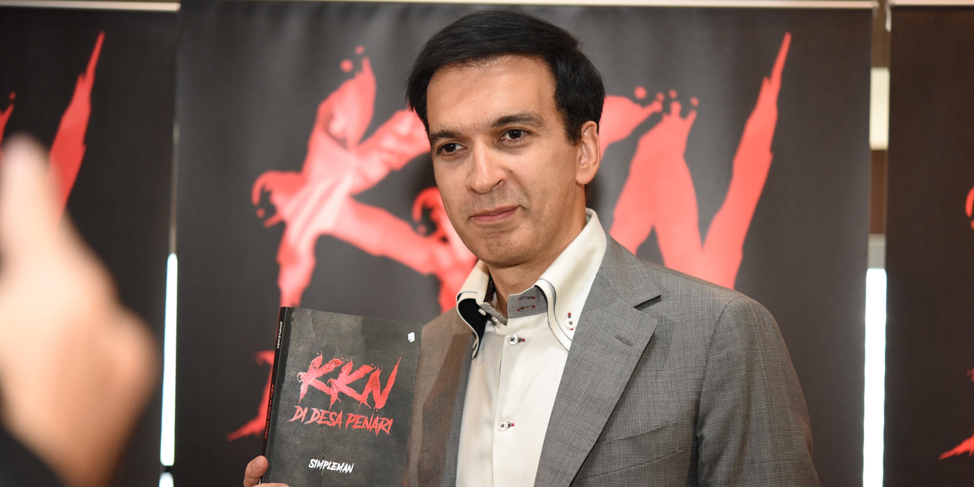 Manoj Punjabi Says the Story in the Movie 'KKN DI DESA PENARI' Will be Exactly the Same as the Story in the Social Media Version and the Book