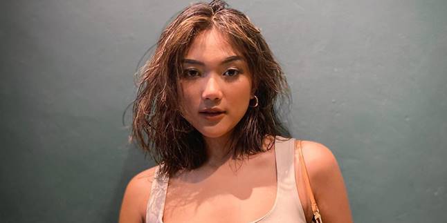 Marion Jola Looks Hot in Tight Clothes, Netizens: Don't Let Your Mind Wander!