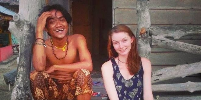 Still Remember the Viral Wedding of English Girl with Padang Man? Here's a Portrait of Their Two Children That Will Leave You Astonished