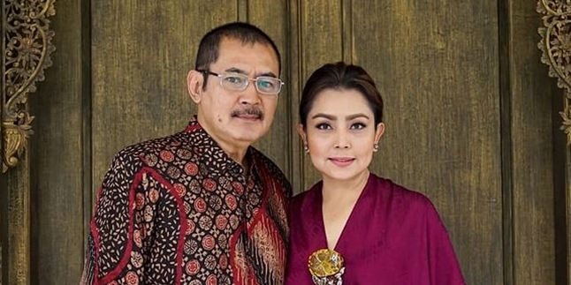 Mayangsari Admits Dating Since 1997 and Having a Secret Marriage While Bambang Was Still Legally Married to Halimah