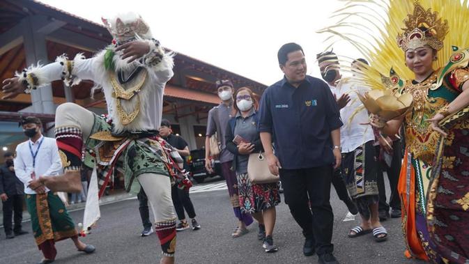 Making Breakthroughs! Minister of State-Owned Enterprises Erick Thohir Revives Cultural Festival at Ngurah Rai and Soetta Airports