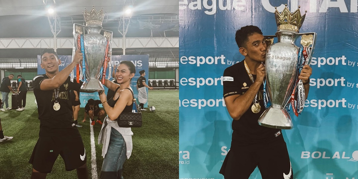 Winning Futsal, Here Are 6 Photos of Daffa Wardhana Accompanied by Ariel Tatum - Lifting the Trophy Together