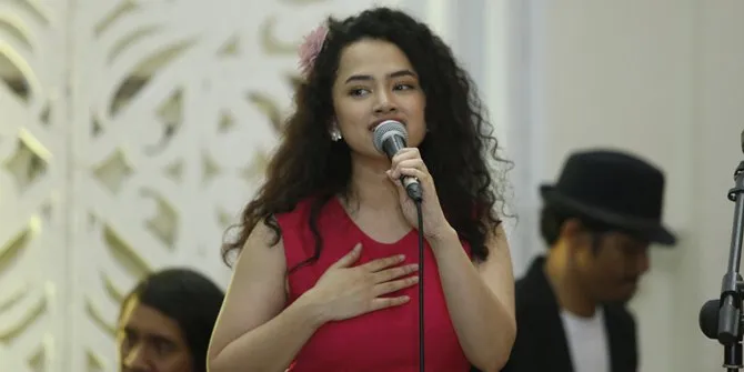 Wizzy Ikut Bermain di Film Si Doel 2 © KapanLagi.com/Muhammad Akrom Sukarya