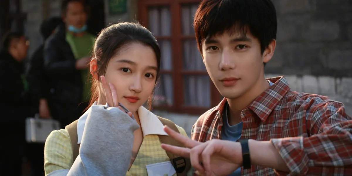 Wang Anyu and Guan Xiaotong's Names Dragged into Romance Issues, Both Studios Firmly Deny