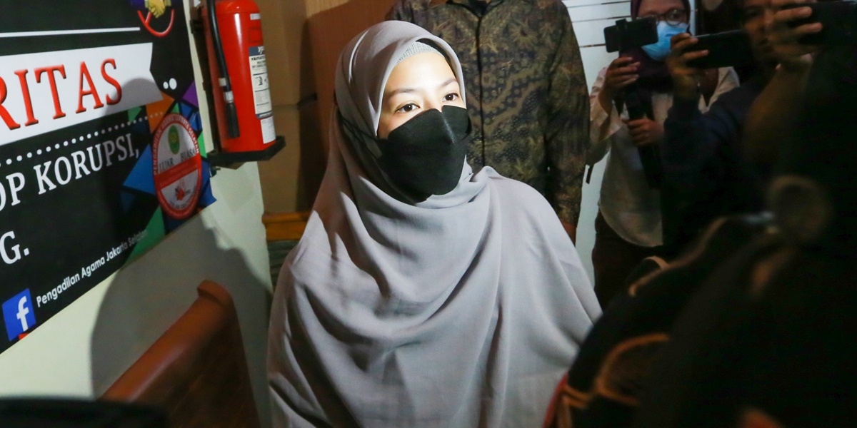 Natasha Rizky Tak Hadir Sidang Putusan Cerai, Kuasa Hukum Sebut Hak Asuh Anak dan Harta Gana-Gini Sudah Disepakati.