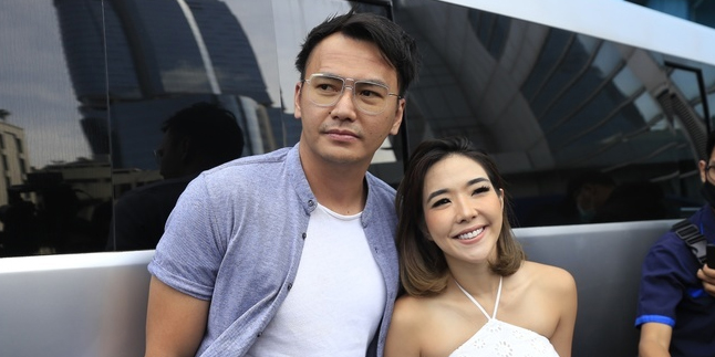 Netizens Ask Gading and Gisel to Reconcile, Here's Wijin's Response