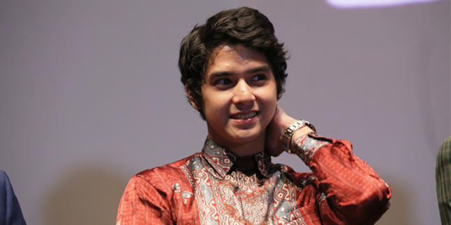 Netizens Say Islam Forbids Touching Dogs, Al Ghazali Provides Clever Answer