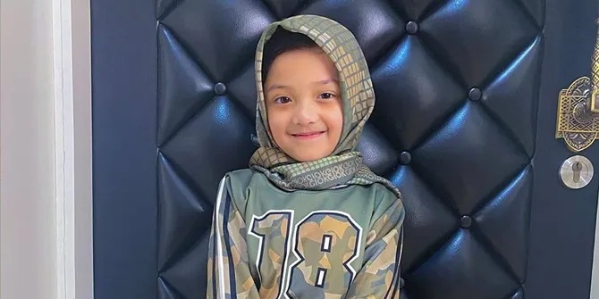 Not Just Singing the Song, Arsy Hermansyah Wants to be Like Aisyah the Prophet's Wife Too