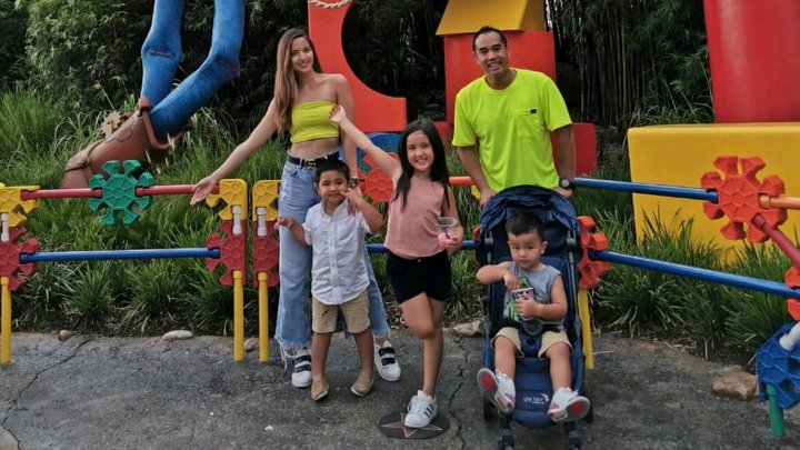 Nia Ramadhani and Her Three Children Give a Super Sweet Father's Day Greeting to Ardi Bakrie