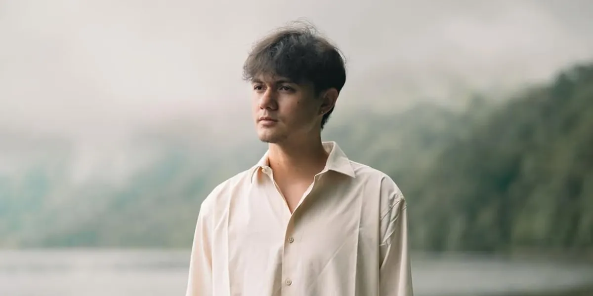 Nyoman Paul Announces Use of Stage Name "Paul Aro" in Latest Song